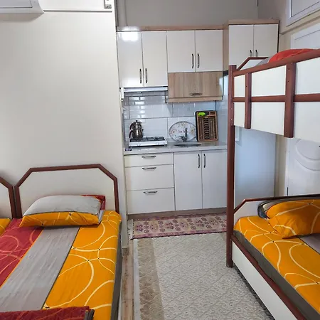 Saglik Aparthotel 3*