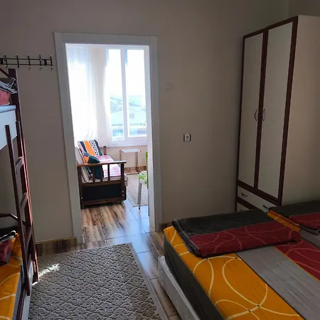 بنسيون ساغليك أبارت إيرديك